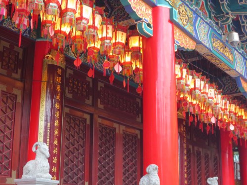 Lanterns and pillars
